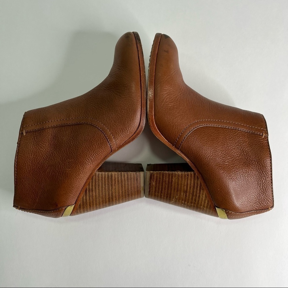 COACH Hattie Camel Brown Gold Leather Stacked Heel Ankle Classy Booties Boots - Picture 4 of 12